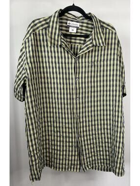 Columbia Short Sleeve Button Down Shirt Men’s Size 2XL